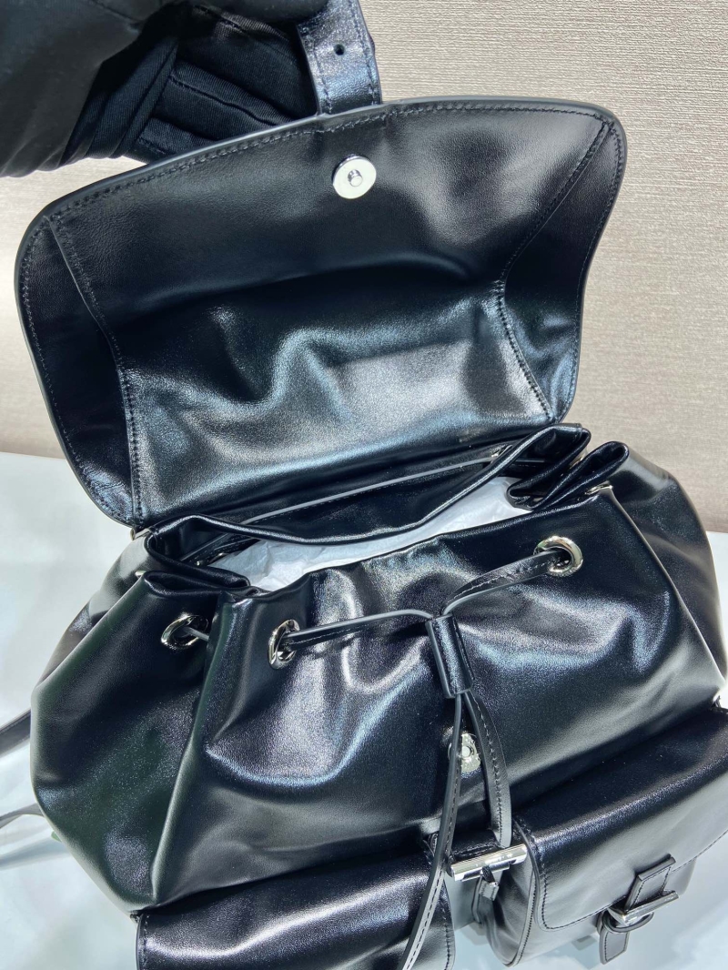 Pra*a backpacks